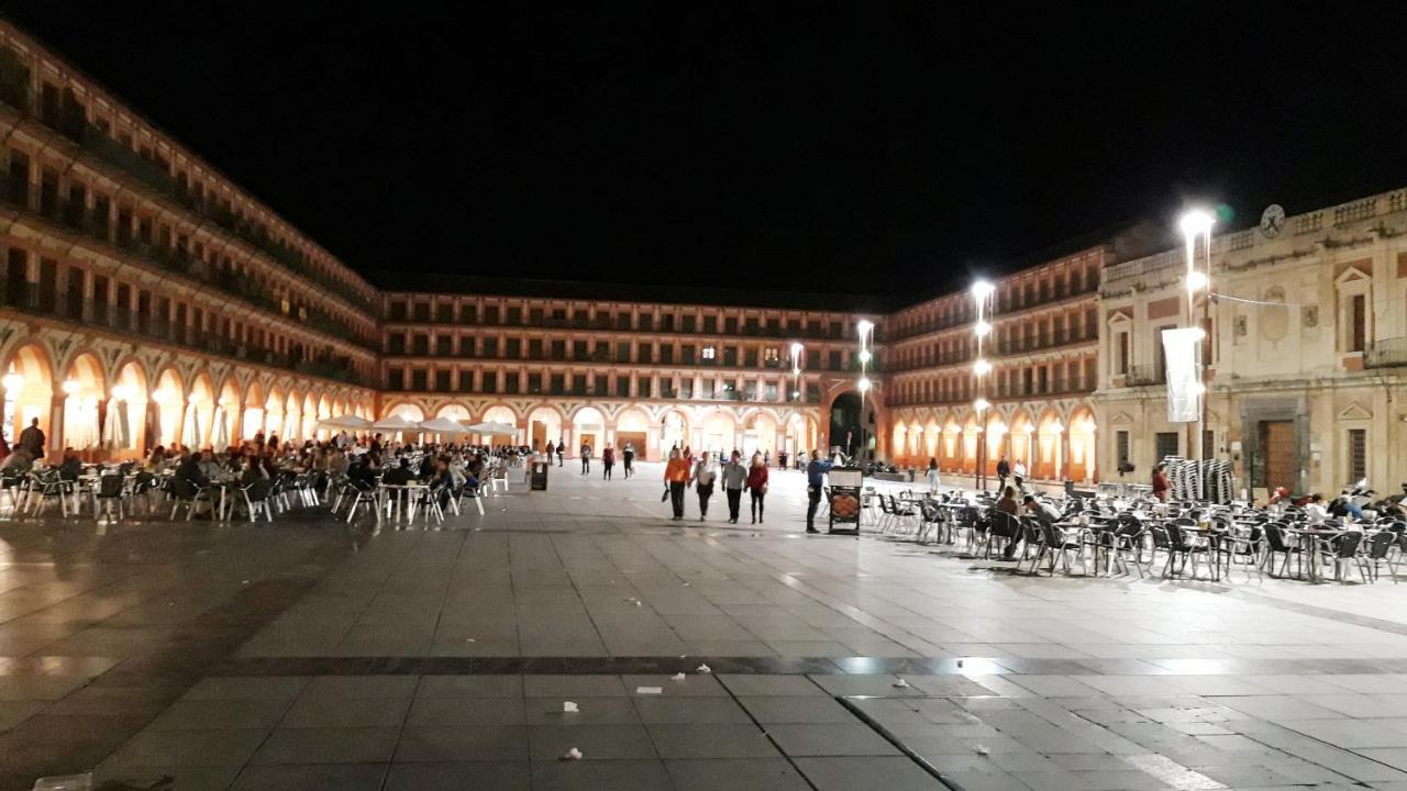 San Pedro Parking Gratis Coche Mediano Apartment Cordoba Exterior photo